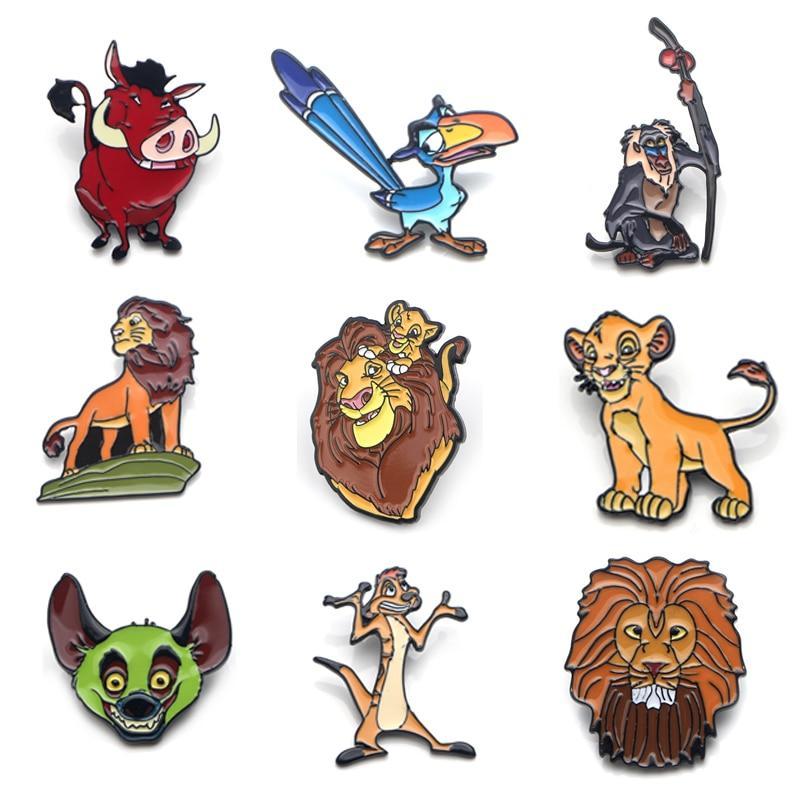 Broche en émail Le Roi Lion