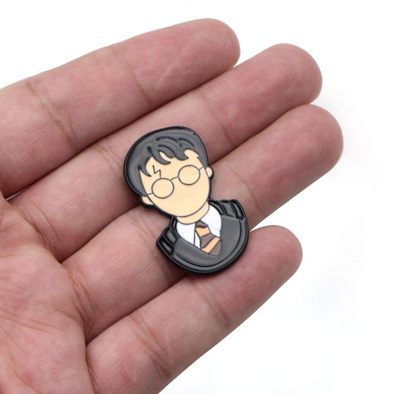 Broche en émail Harry Potter